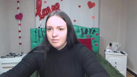 IsabelBlackberry online show from March 2025 09:10:02 AM