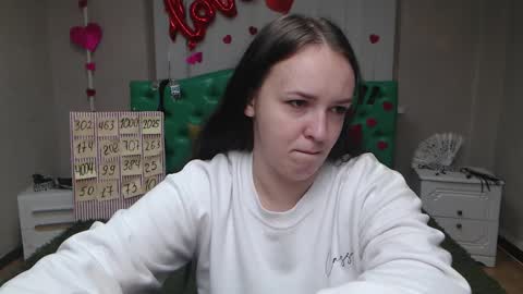 IsabelBlackberry online show from September 2025 04:57:02 AM