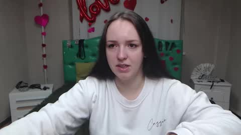 IsabelBlackberry online show from October 2025 05:29:01 AM