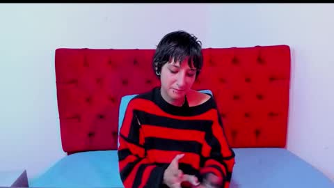 Isabel Cortez online show from October 2025 11:43:02 AM