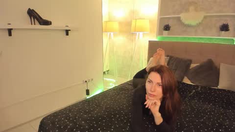 IsabelKiss online show from November 2025 06:56:01 AM