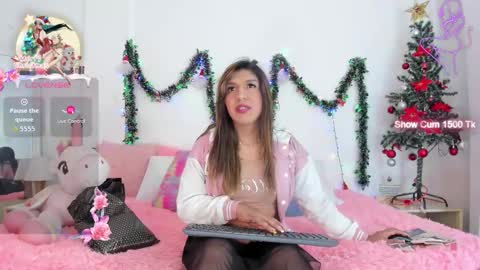 Isabella Coronado online show from December 2025 12:10:02 PM