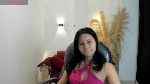 Snapshot of isabella_grace18 chatting on June 2026 01:39:01 AM Isabella online show from June 2026 01:39:01 AM