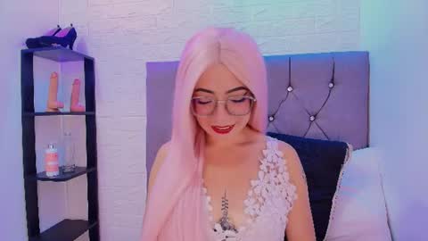 Snapshot of isabella_noir1 chatting on June 2026 09:57:01 PM Isabella online show from June 2026 09:57:01 PM