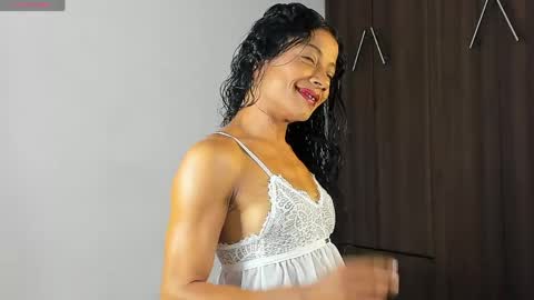 Isabella online show from June 2026 10:01:02 PM