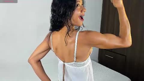 Isabella online show from June 2026 11:31:02 PM