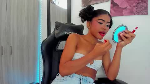 isabella online show from January 2026 08:02:02 PM