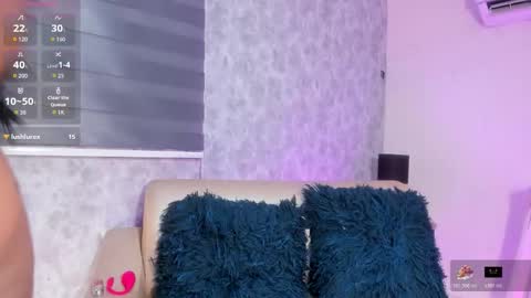 Snapshot of isabellaa23 chatting on November 2025 12:39:02 PM isabellaa23 online show from November 2025 12:39:02 PM