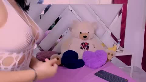 ISABELLA  online show from February 2025 10:34:01 PM