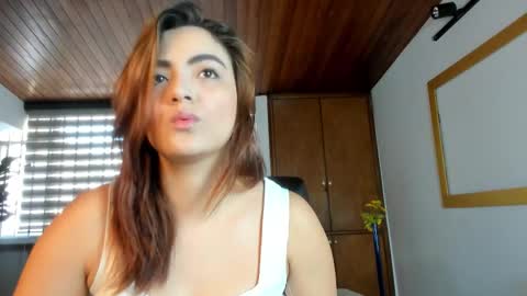 Snapshot of isabellaajoness chatting on September 2025 12:27:01 PM Isabella Everyday From 0530 to 1430 Col Time online show from September 2025 12:27:01 PM