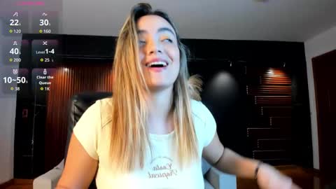 Snapshot of isabellaajoness chatting on February 2026 12:44:02 PM Isabella Everyday From 0530 to 1430 Col Time online show from February 2026 12:44:02 PM