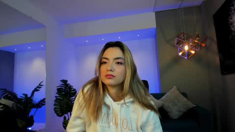 Snapshot of isabellaajoness chatting on February 2026 11:35:02 AM Isabella Everyday From 0530 to 1430 Col Time online show from February 2026 11:35:02 AM