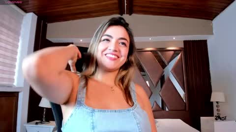 Snapshot of isabellaajoness chatting on April 2026 11:27:01 AM Isabella Everyday From 0530 to 1430 Col Time online show from April 2026 11:27:01 AM