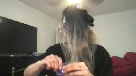 isabellaelizabeth online show from April 2026 08:14:02 PM