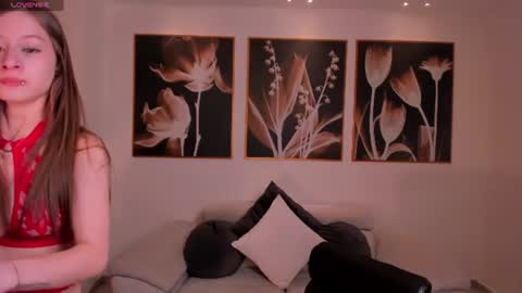 Isabella Moretti online show from June 2026 04:22:01 AM