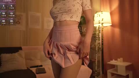 Snapshot of isabellatorrance chatting on September 2025 04:14:01 AM Bella online show from September 2025 04:14:01 AM