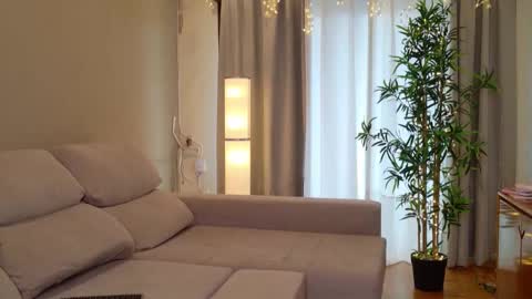 isabellauribe online show from March 2026 02:55:01 PM