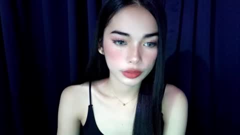 Isabelle online show from December 2025 04:52:02 AM