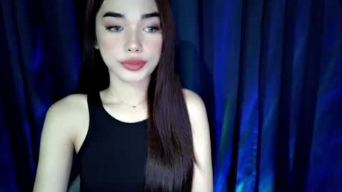 Snapshot of isabelle_willis chatting on June 2026 05:20:02 AM Isabelle online show from June 2026 05:20:02 AM