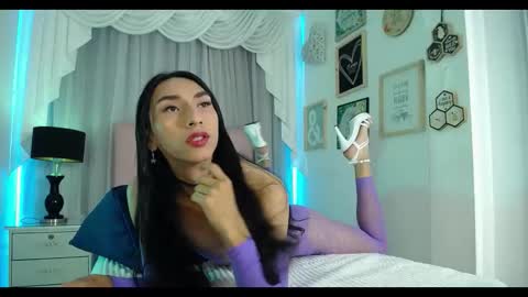 Isabelle Daza online show from February 2026 12:06:01 PM