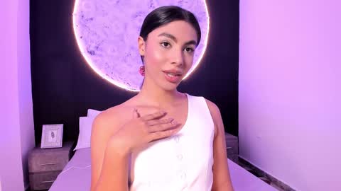 Isa online show from March 2025 10:21:02 PM