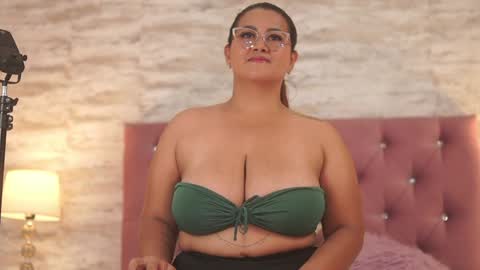 IsabellMendez online show from January 2025 07:23:01 PM