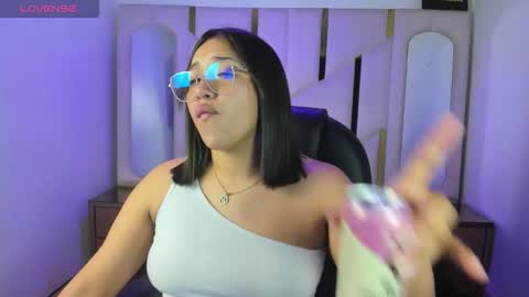 isabellrodriguez18 online show from March 2026 03:12:01 AM