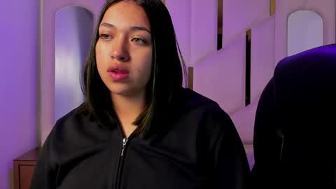 isabellrodriguez18 online show from April 2026 03:29:02 AM