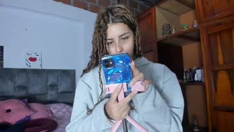 Snapshot of isangel_ chatting on September 2025 03:32:02 AM Isabela online show from September 2025 03:32:02 AM