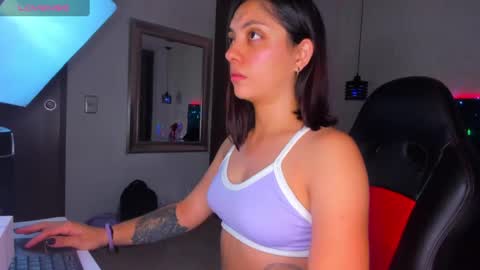 isabel  online show from January 2025 11:15:02 AM