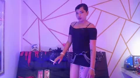 isabela online show from October 2025 09:50:02 PM