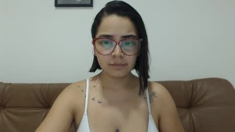 Snapshot of isemma chatting on September 2025 03:20:01 AM Emma online show from September 2025 03:20:01 AM