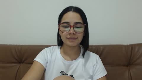 Snapshot of isemma chatting on October 2025 03:48:01 AM Emma online show from October 2025 03:48:01 AM