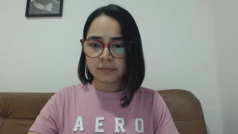 Snapshot of isemma chatting on October 2025 03:20:02 AM Emma online show from October 2025 03:20:02 AM