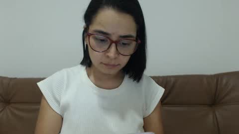 Snapshot of isemma chatting on October 2025 03:41:02 AM Emma online show from October 2025 03:41:02 AM