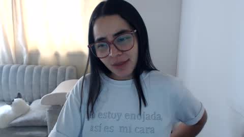 Emma online show from May 2026 03:07:01 PM