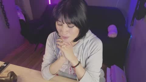 Snapshot of isis_diosa chatting on February 2025 04:06:01 AM Ana Maria online show from February 2025 04:06:01 AM