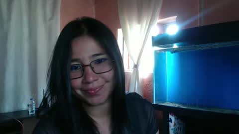 Snapshot of isis_moon88 chatting on February 2026 05:11:01 PM isis online show from February 2026 05:11:01 PM