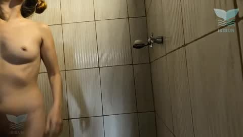 Isis SUN online show from February 2026 02:15:02 PM