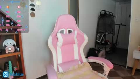 Isla Blue online show from July 2026 01:52:01 AM