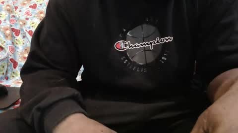 islandboi_88 online show from April 2026 09:06:02 PM