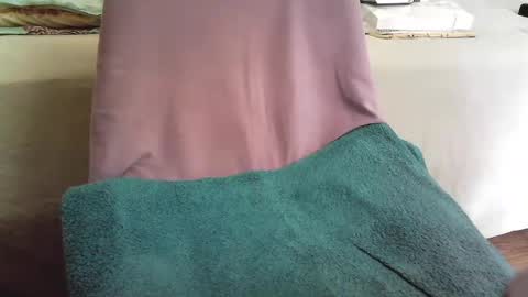 islandforfun online show from February 2025 06:56:02 PM