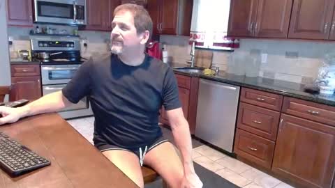 Jim online show from September 2025 09:58:02 PM