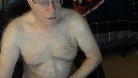 Snapshot of islesman22 chatting on January 2025 10:40:02 AM islesman22 online show from January 2025 10:40:02 AM