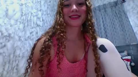 Snapshot of issa30213 chatting on December 2024 05:49:02 AM Issa online show from December 2024 05:49:02 AM