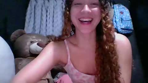 Snapshot of issa30213 chatting on October 2025 06:01:01 AM Issa online show from October 2025 06:01:01 AM