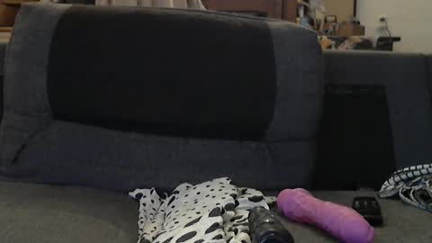 issazorro online show from February 2025 06:29:01 AM