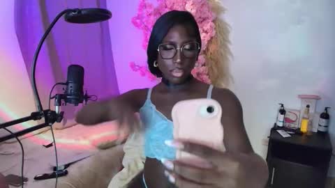 Iseey online show from March 2026 01:21:01 AM