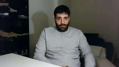 italianboybcn online show from January 2025 07:15:01 AM