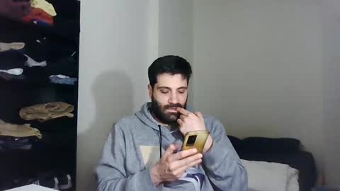 italianboybcn online show from January 2025 07:35:02 AM